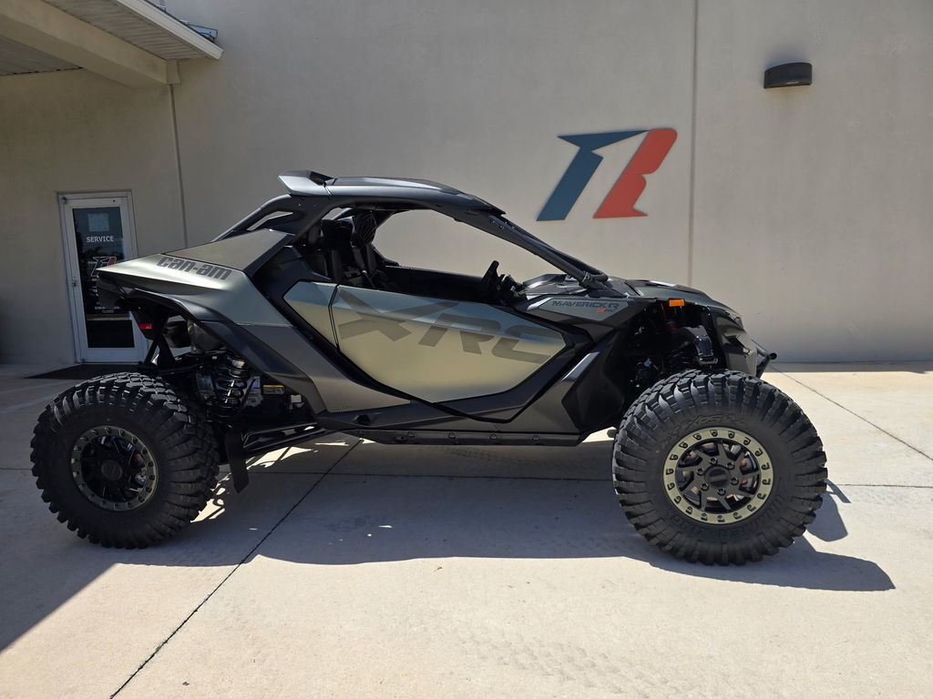 2026 Can-Am Maverick R X rc with Smart-Shox in malabar FL