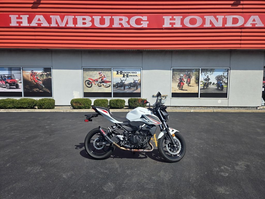 2022 Kawasaki Z400 ABS 400 ABS in Hamburg, NY