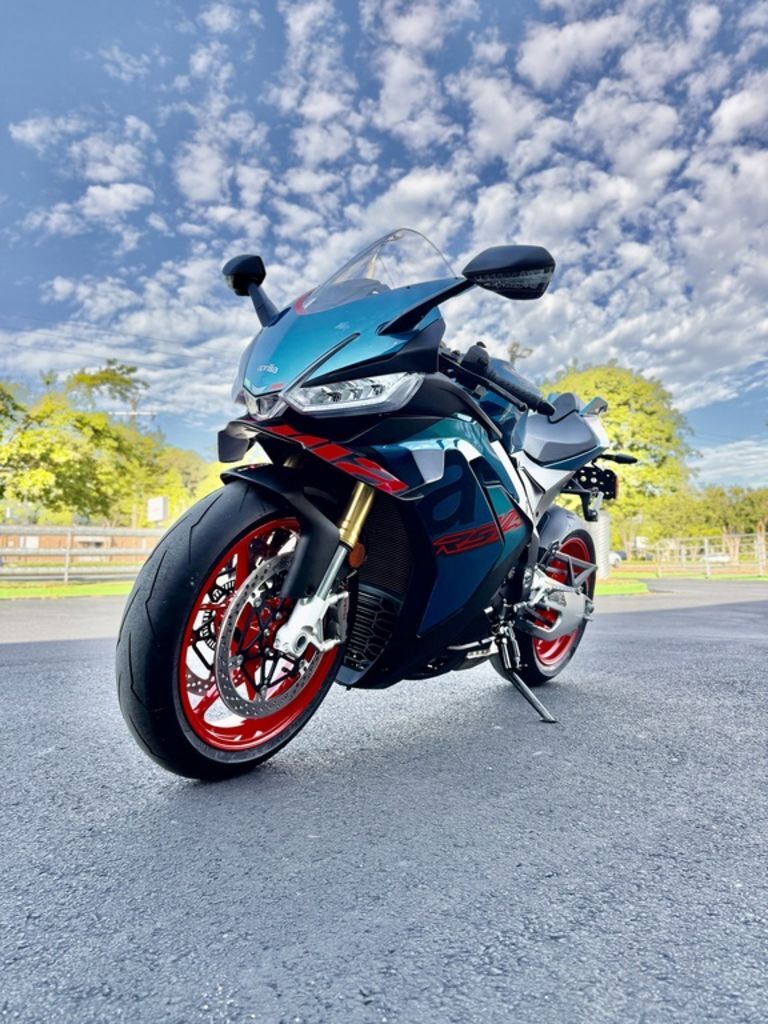 2027 Aprilia® RSV4 in Charlotte, NC
