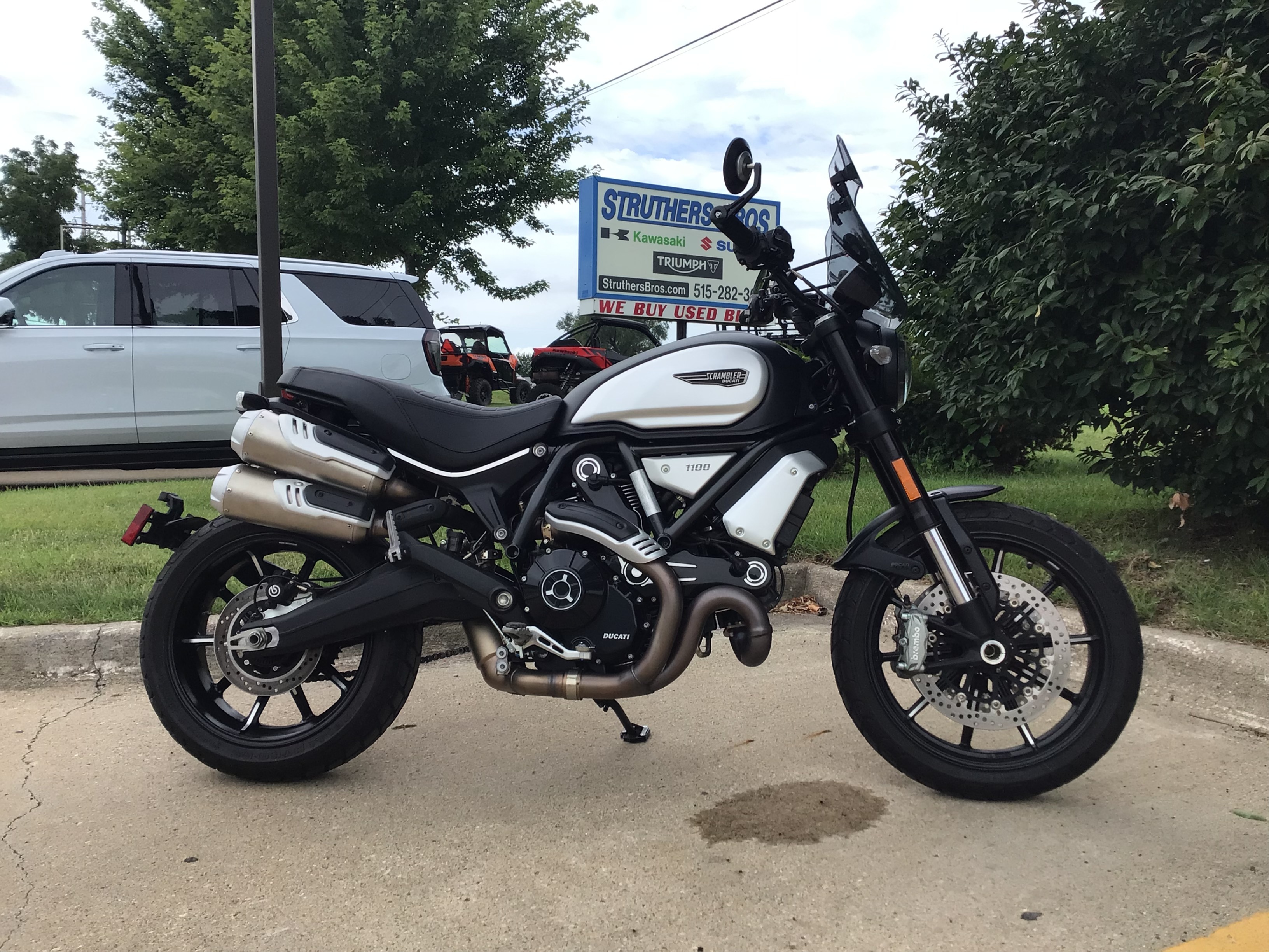 2022 Ducati Scrambler Icon Dark ICON in Des Moines, IA
