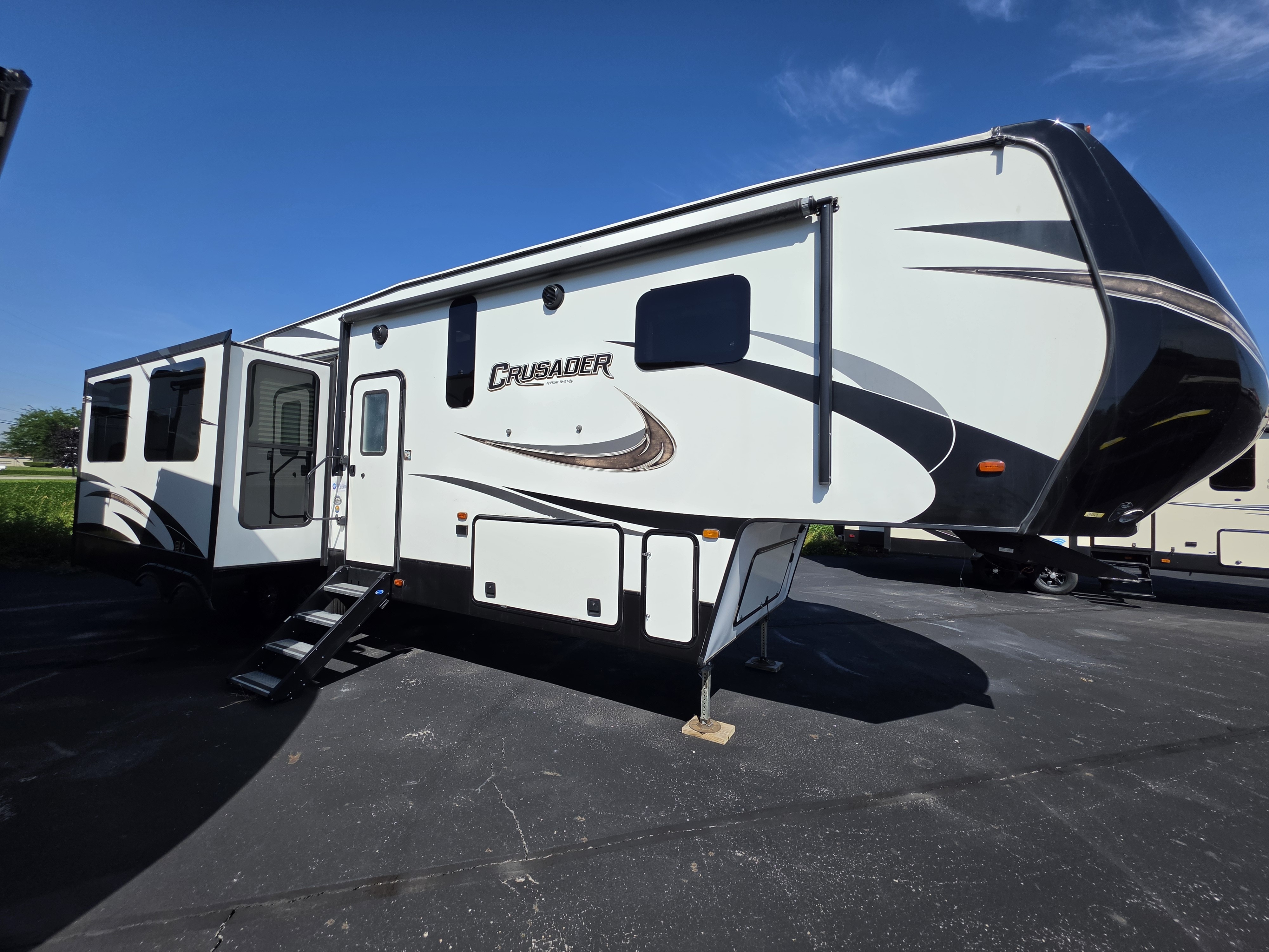 2019 Prime Time Rv Crusader 341RST RV