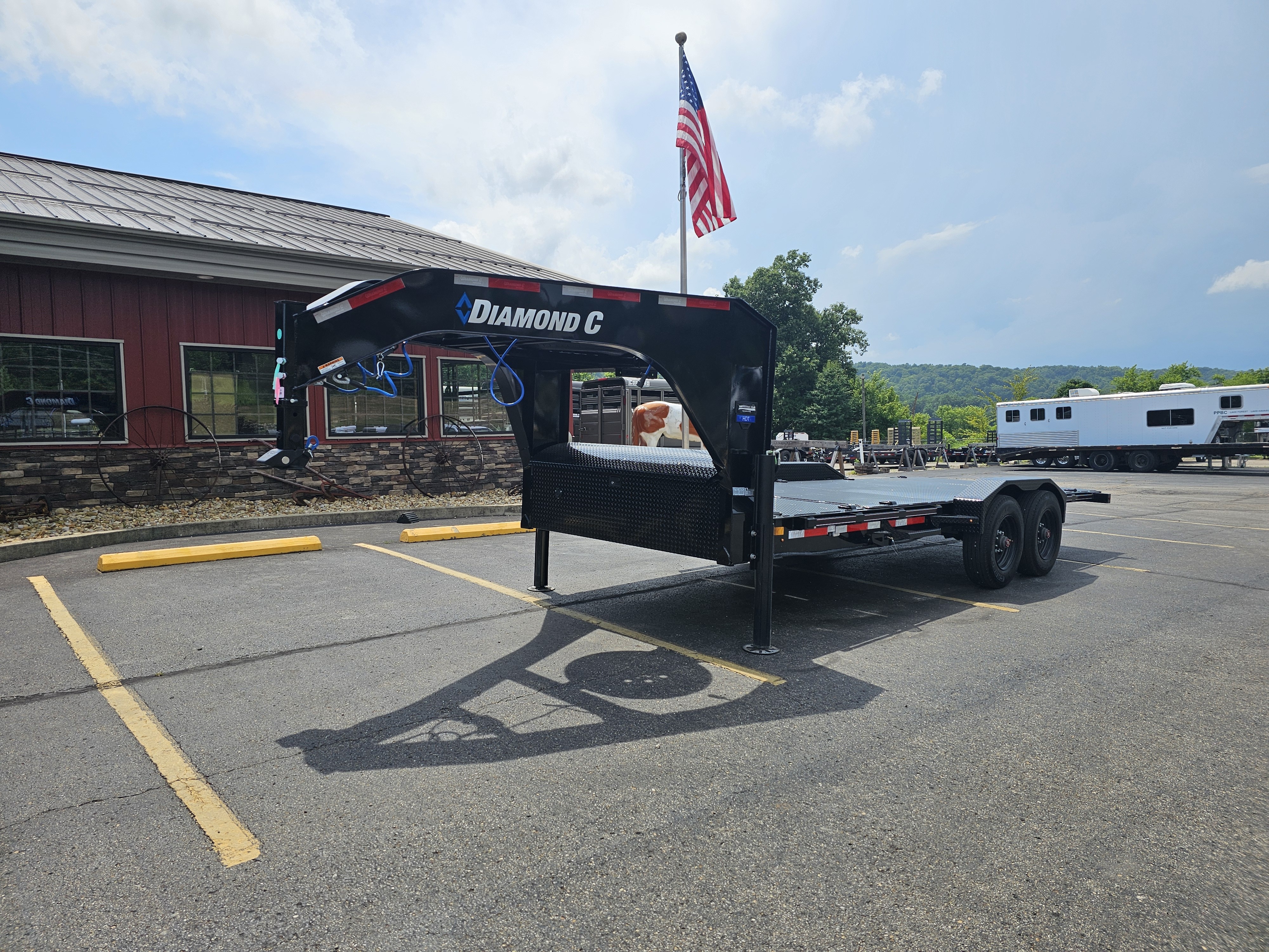 2026 Diamond C 20' Partial Tilt Deck in Athens, OH