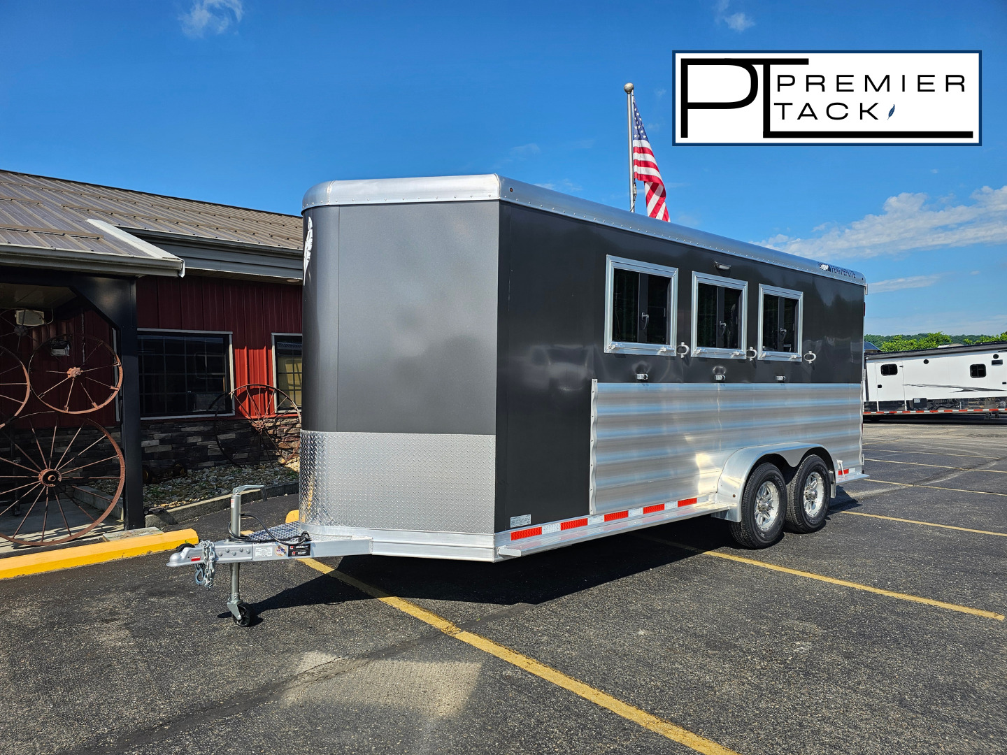 2026 FEATHERLITE 3 Horse Premier Tack Slant Load in Athens, OH