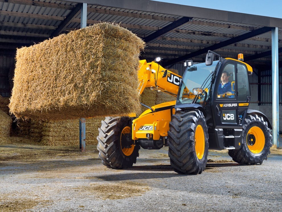 2025 JCB 542-70 Agri in Auburn, KY