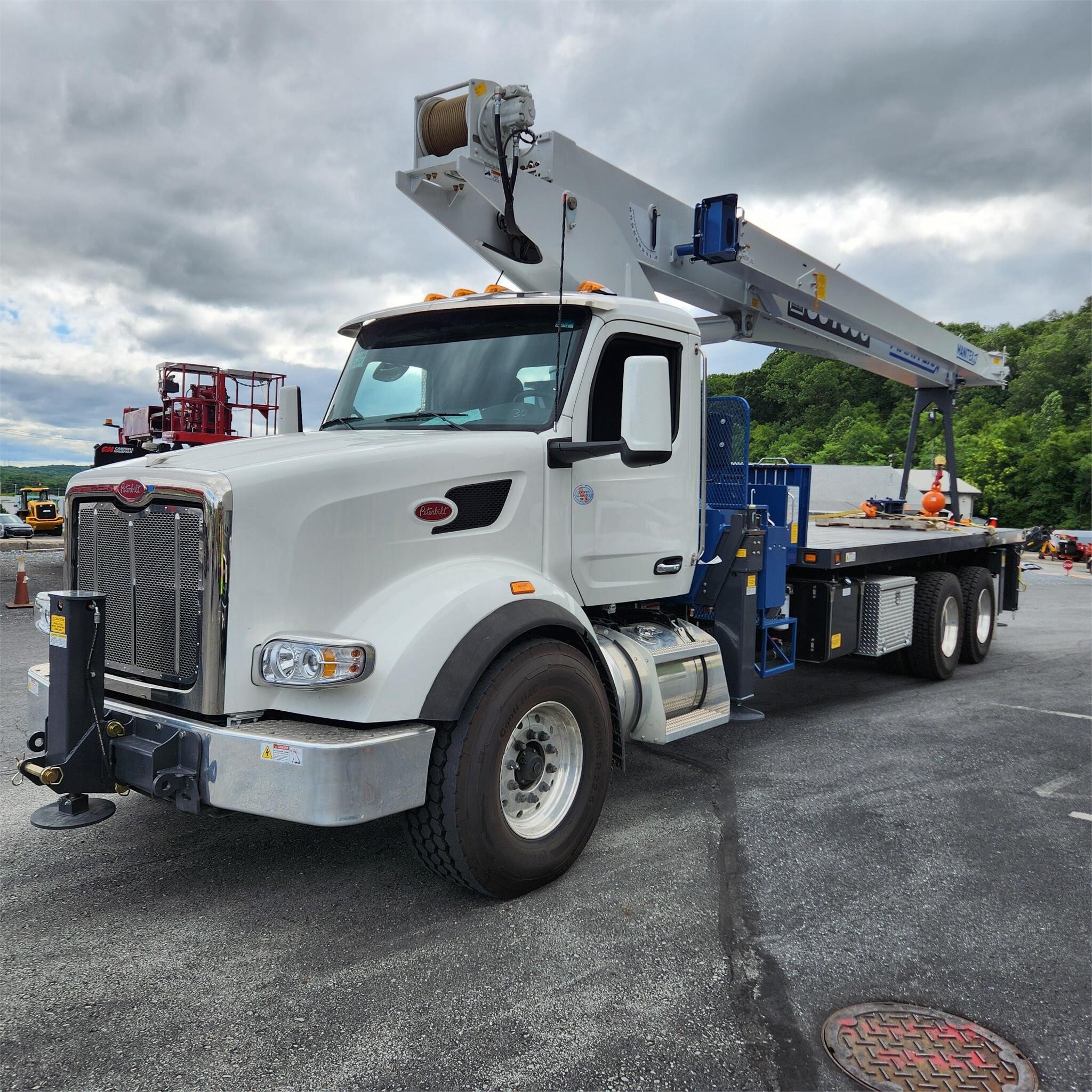 2024 MANITEX 30100C in Harrisburg, PA