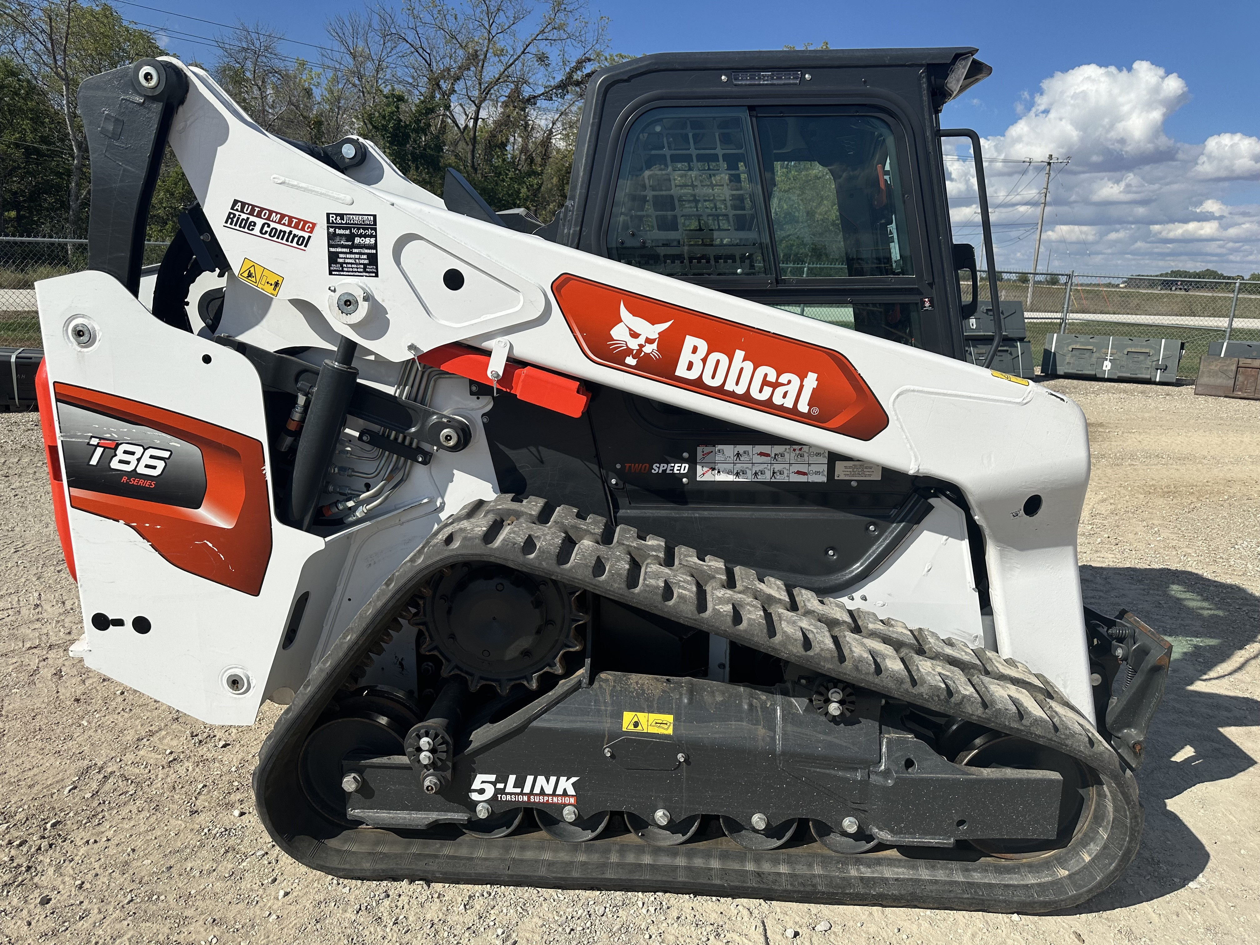 2024 Bobcat T86 in Fort Dodge, IA