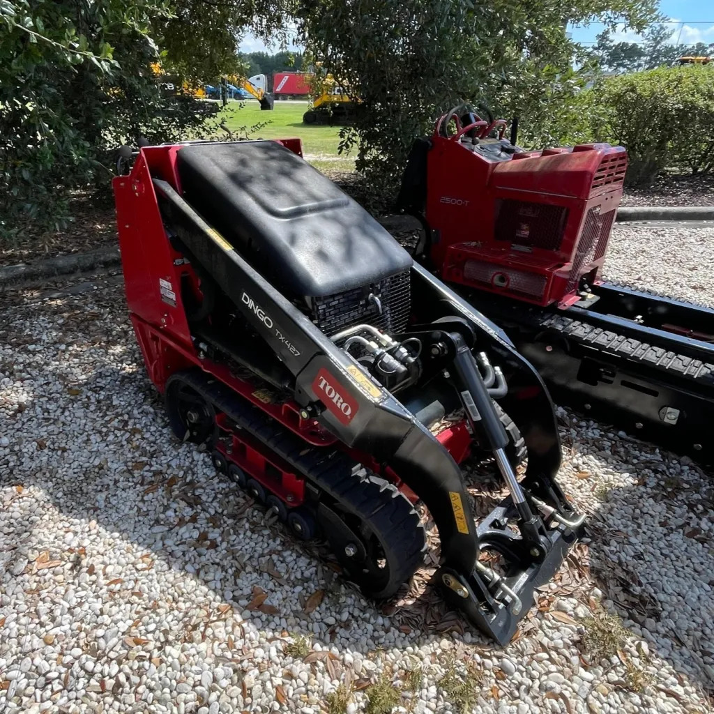 Toro Dingo TX 427 in Pooler, GA
