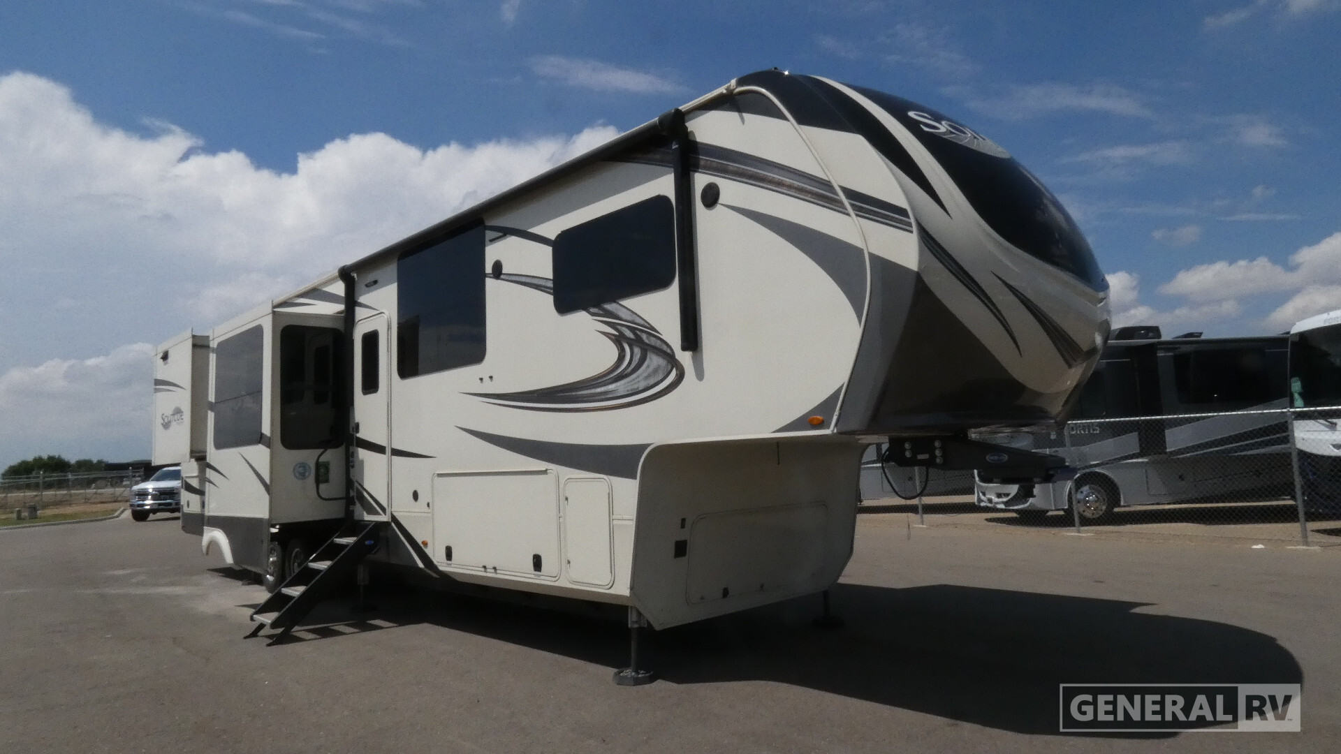 2021 Grand Design SOLITUDE 390RK in longmont CO