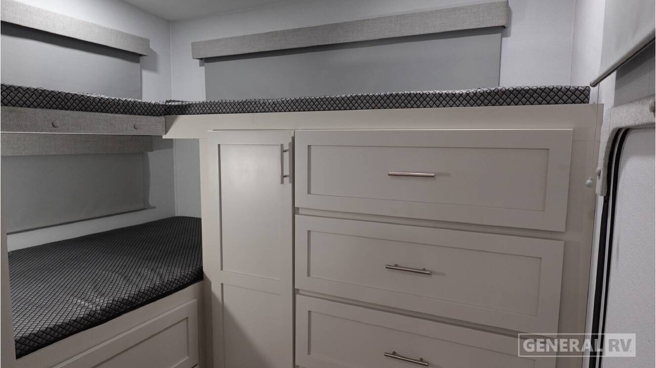A photo of this 2027 Alliance Rv AVENUE 29BH