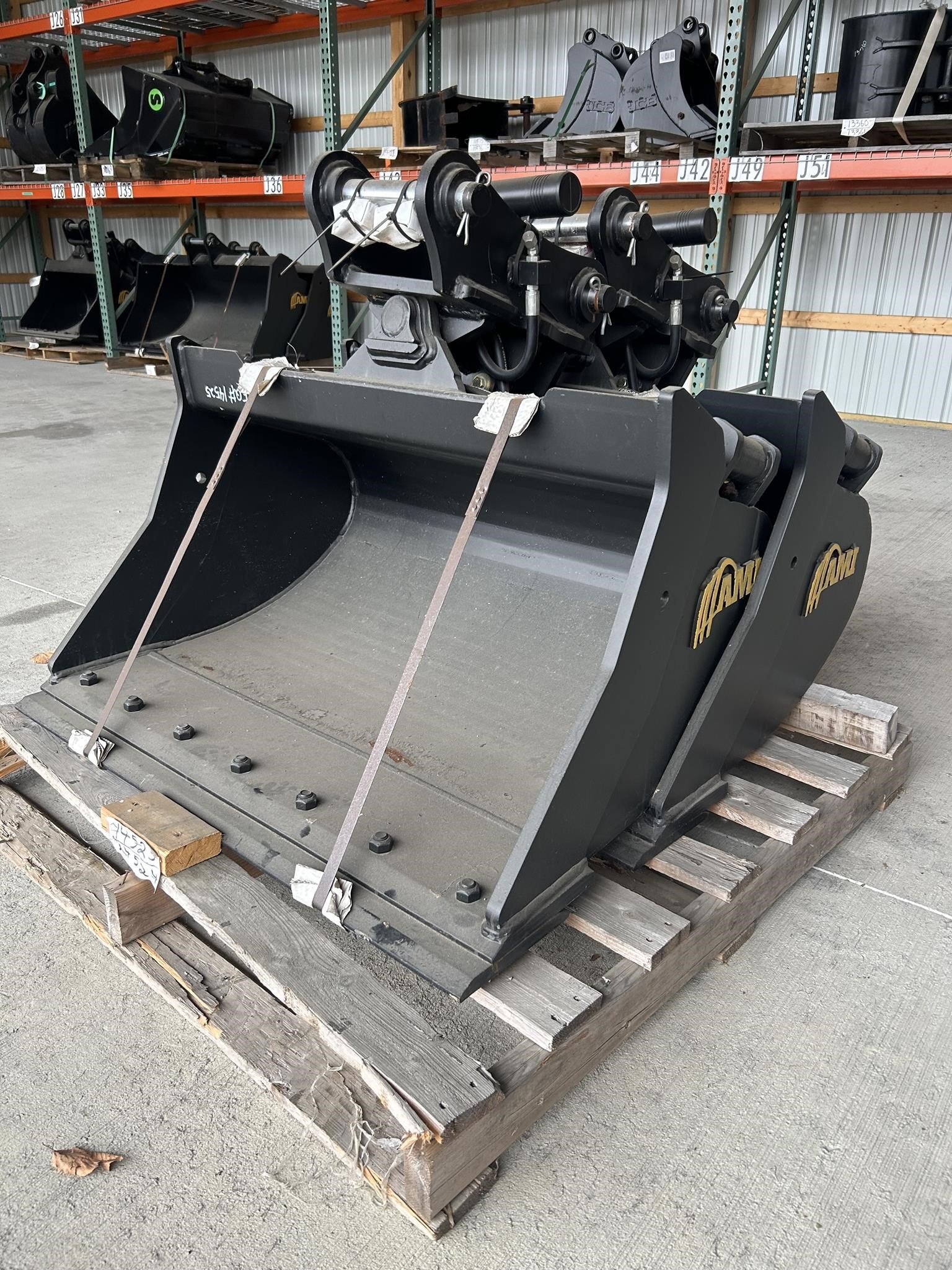 2023 AMI 42" HYD TILT DITCHING BUCKET in Harrisburg, PA