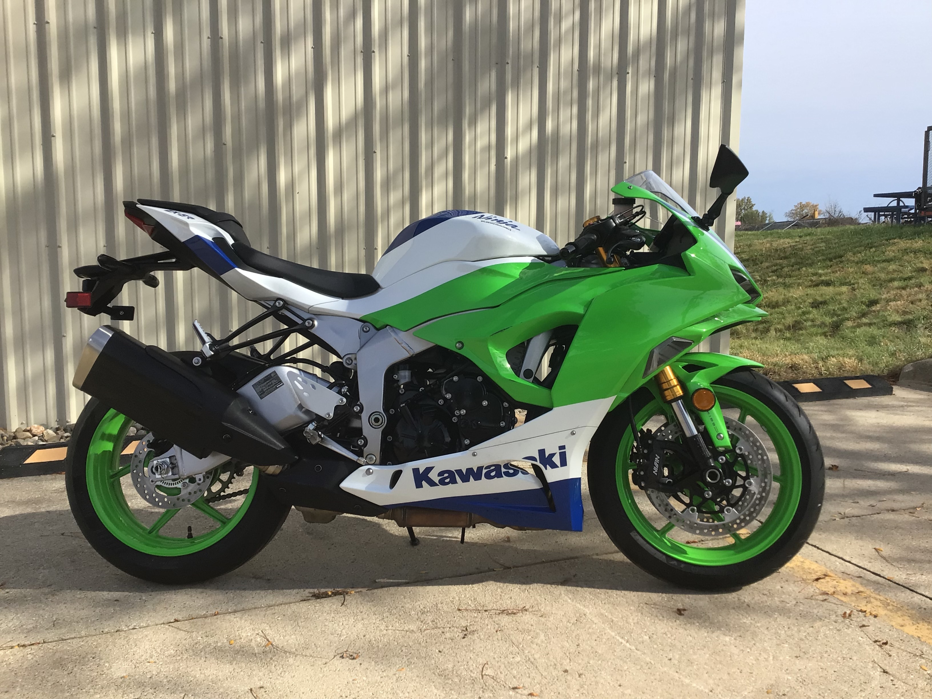 2024 Kawasaki Ninja ZX-6R KRT Edition ABS ABS KRT EDITION in Des Moines, IA