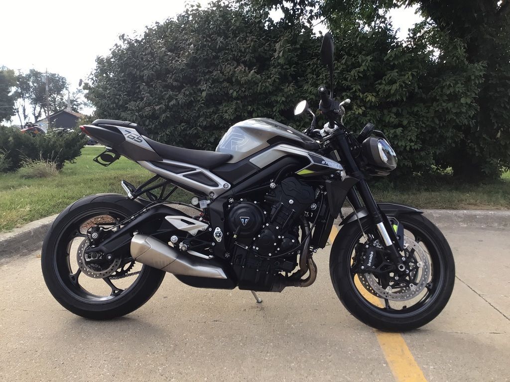 2024 Triumph STREET TRIPLE 765 R 765 R in Des Moines, IA