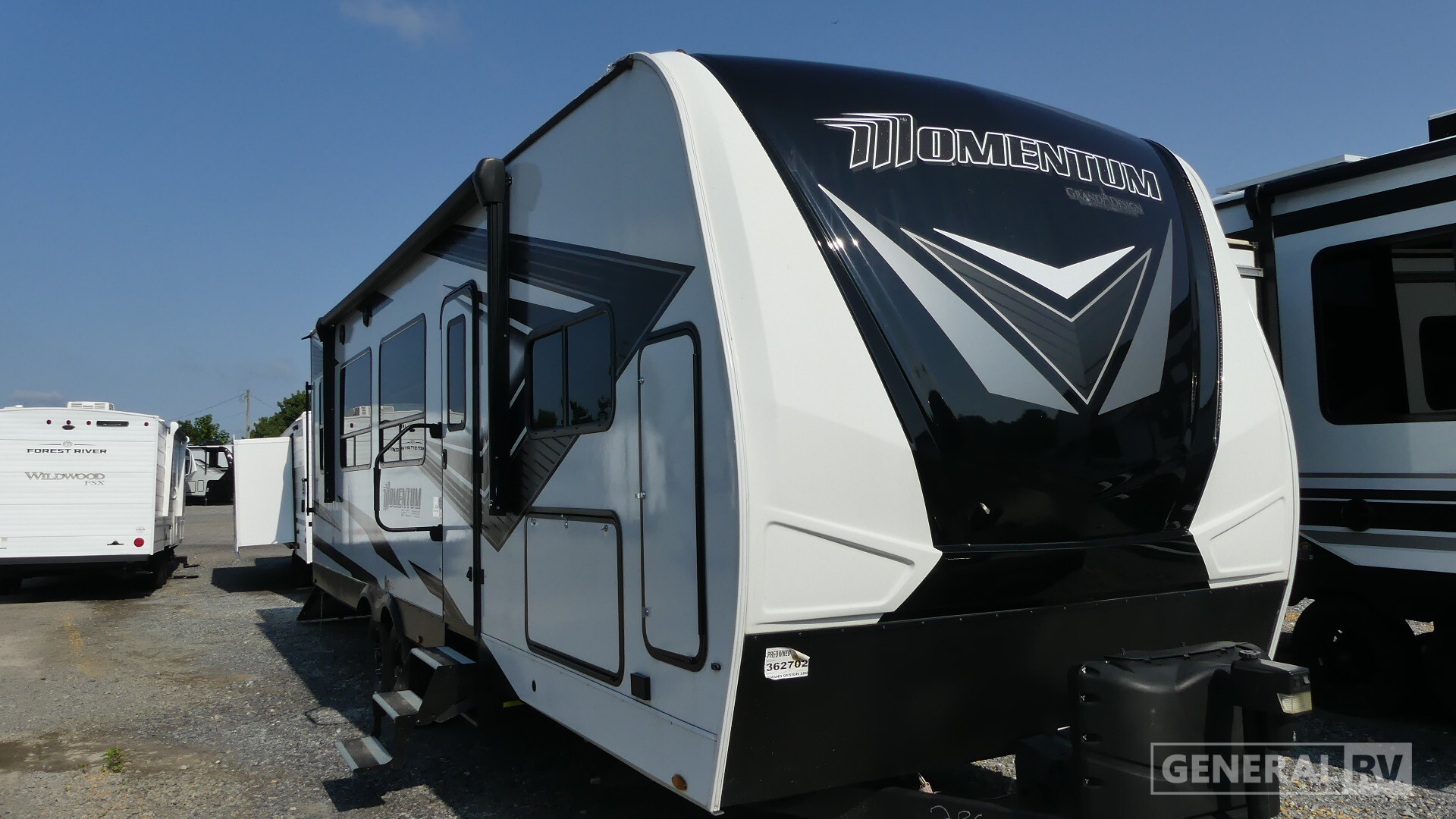 2022 Grand Design MOMENTUM G-CLASS 28G in west chester PA