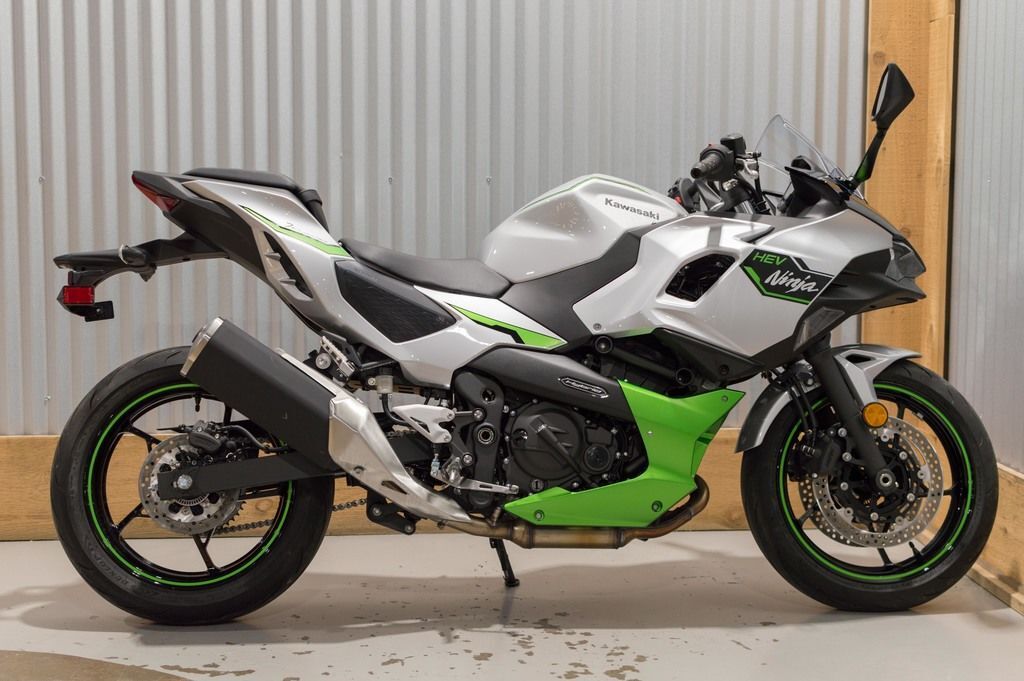 2024 Kawasaki Ninja® 7 Hybrid ABS HYBRID ABS in Dunmore, PA
