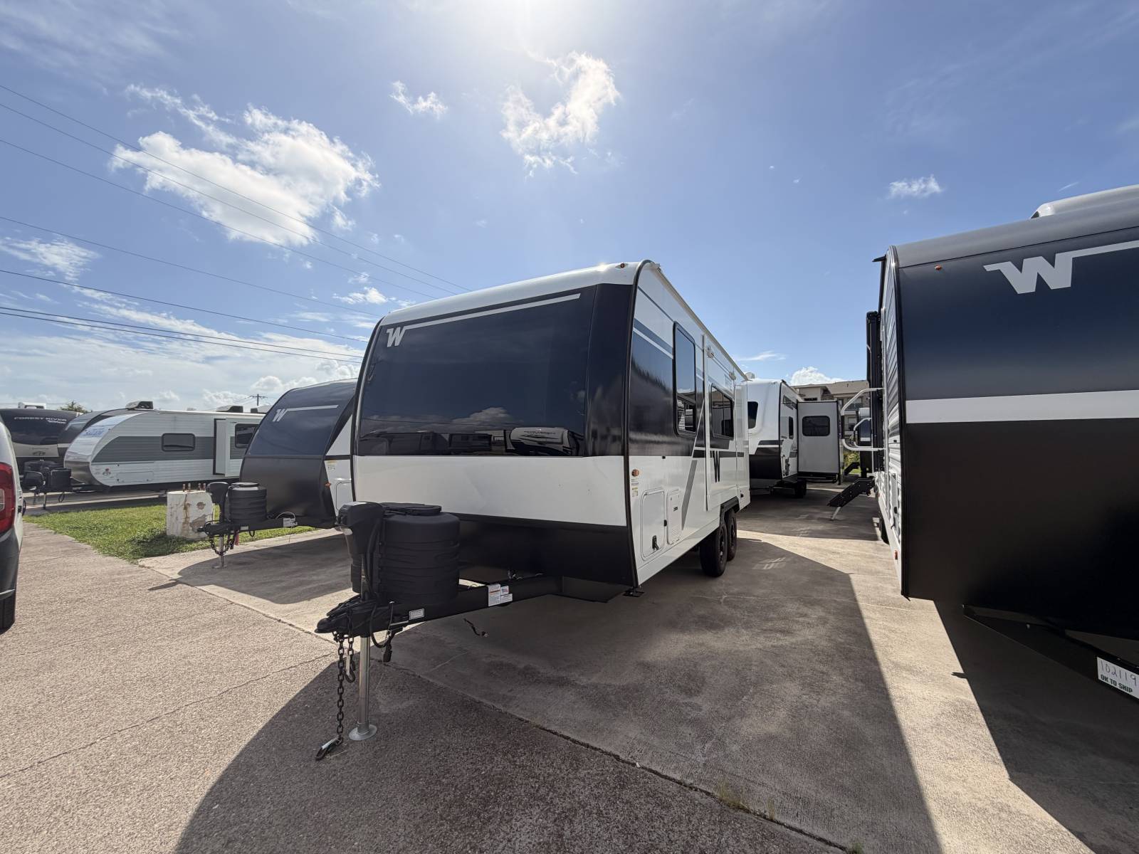 2027 Winnebago THRIVE 18FBS in texas city TX