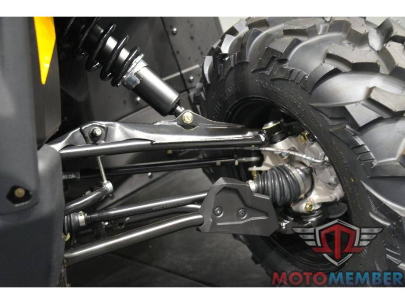 A photo of this 2026 Can-Am Defender MAX DPS CAB HD10
