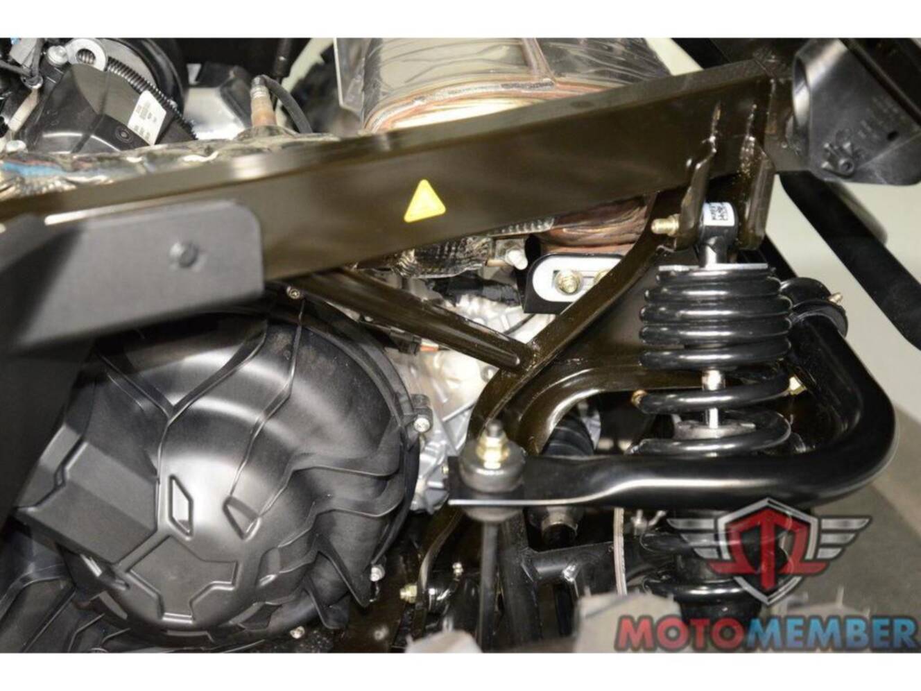 A photo of this 2026 Can-Am Defender MAX DPS CAB HD10