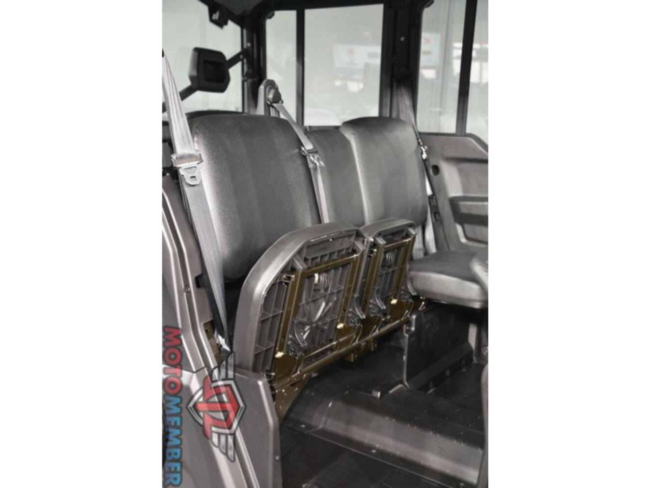 A photo of this 2026 Can-Am Defender MAX DPS CAB HD10