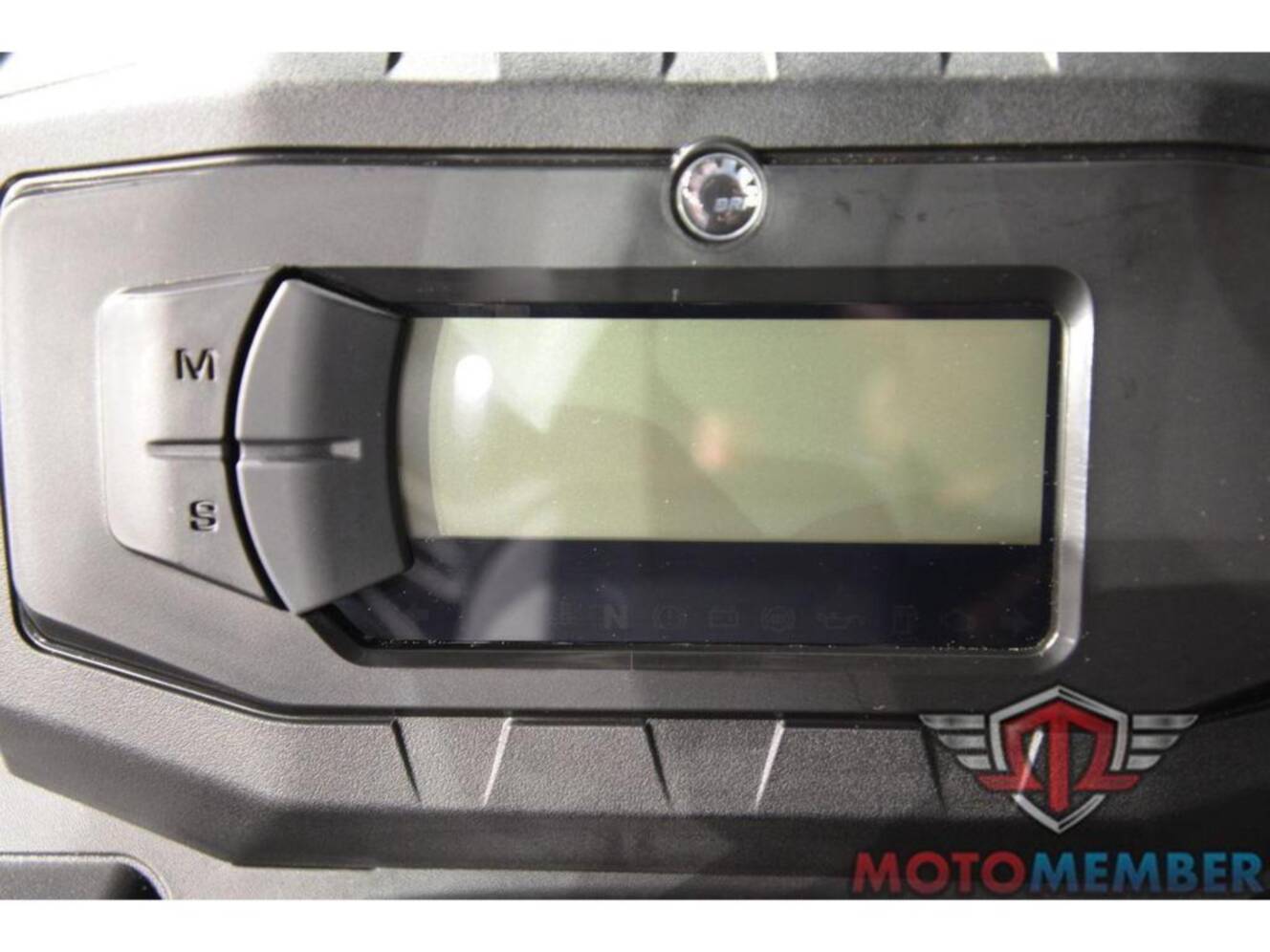 A photo of this 2026 Can-Am Defender MAX DPS CAB HD10