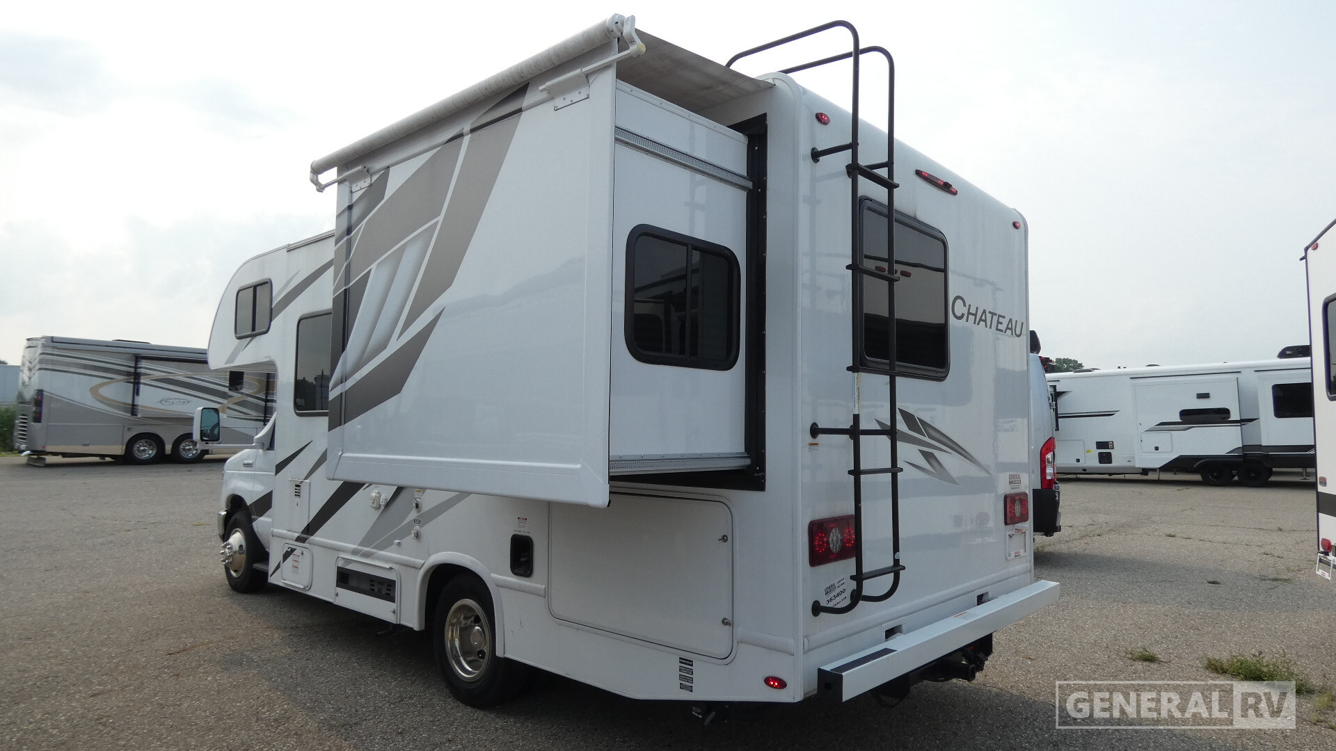 2024 Thor Motor Coach CHATEAU 22B in mt clemens MI