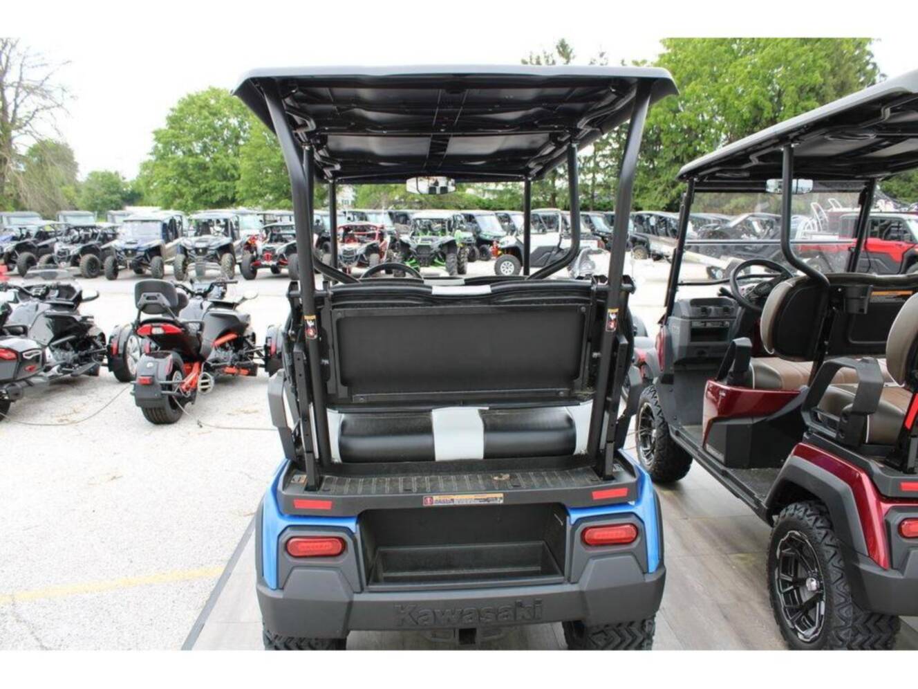 A photo of this 2025 Kawasaki NAV 4E