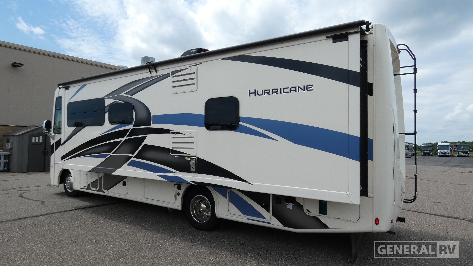 2022 Thor Motor Coach HURRICANE 29M in wixom MI