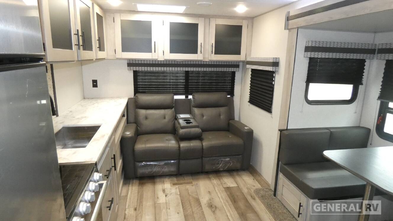A photo of this 2022 Kz CONNECT 241RLK