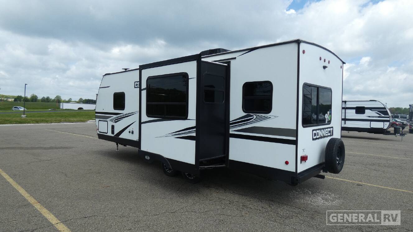 A photo of this 2022 Kz CONNECT 241RLK