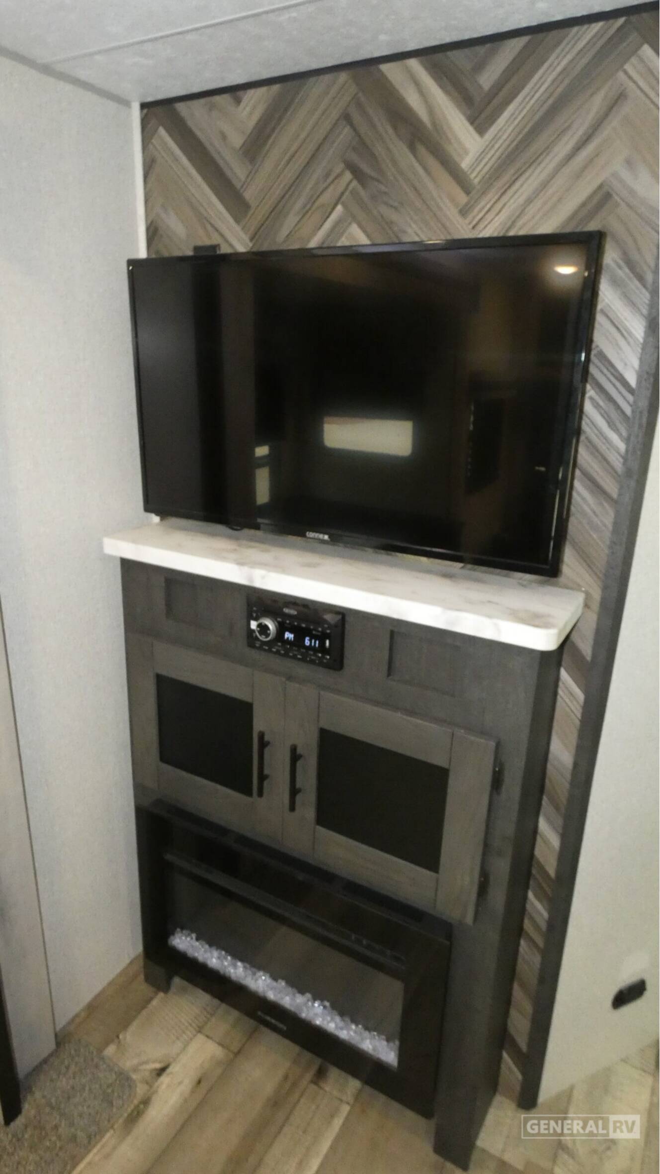 A photo of this 2022 Kz CONNECT 241RLK