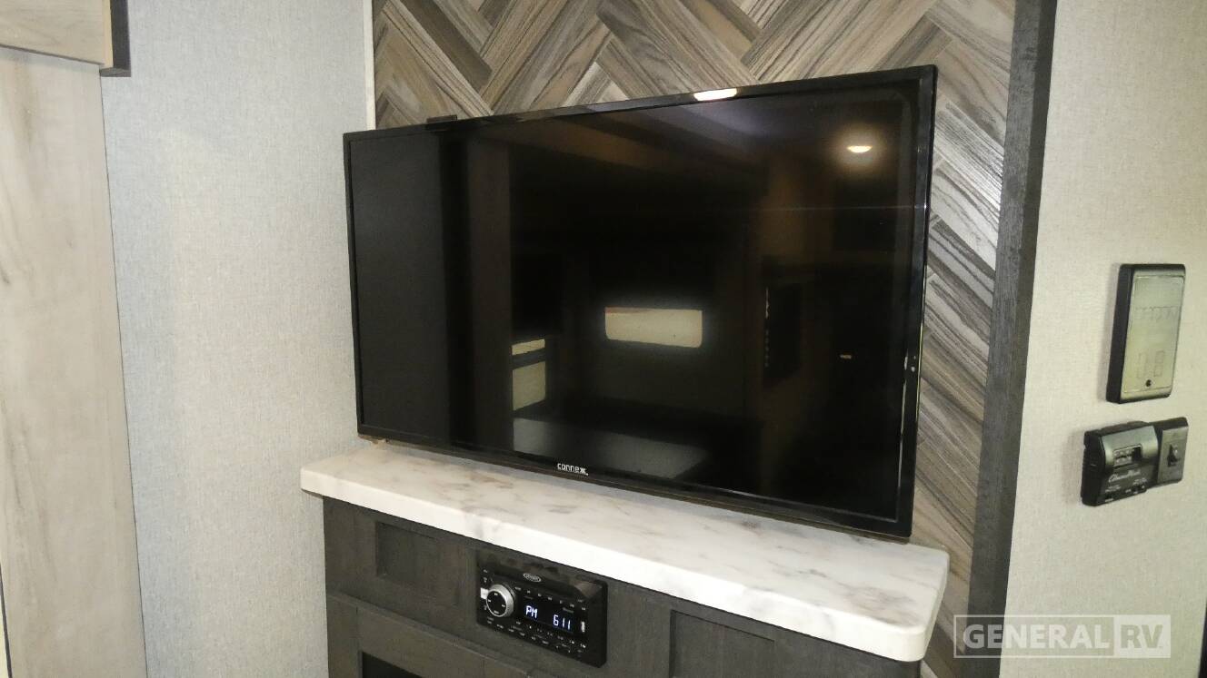A photo of this 2022 Kz CONNECT 241RLK