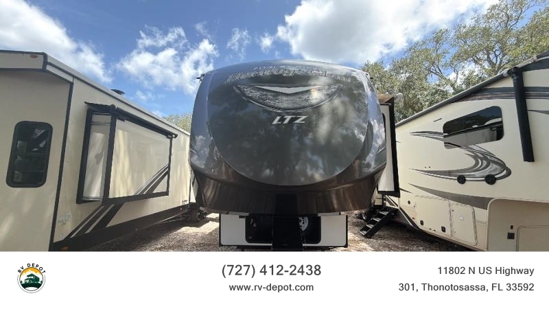 2018 Wildwood By Forest River Heritage Glen Fifth Wheel 337BAR in thonotosassa FL