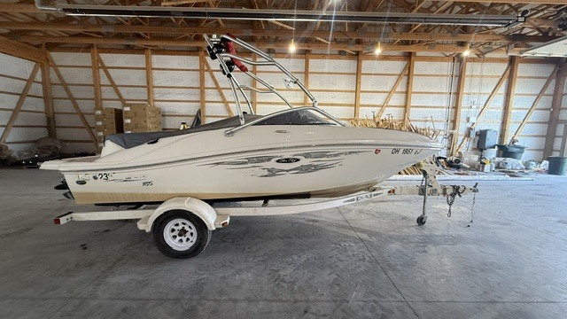 2008 Sea Ray 185 Sport in roaming shores OH
