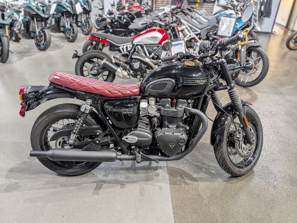 2024 Triumph Bonneville T120 Black Euro 5a BLACK in Greensboro, NC
