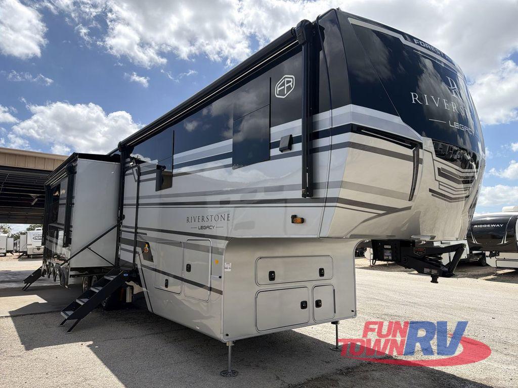 2027 Forest River Rv RiverStone Legacy 44DBL RV