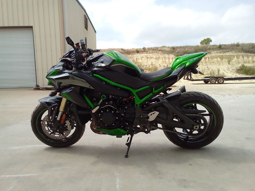 2022 Kawasaki Z H2 SE SE in Kerrville, TX