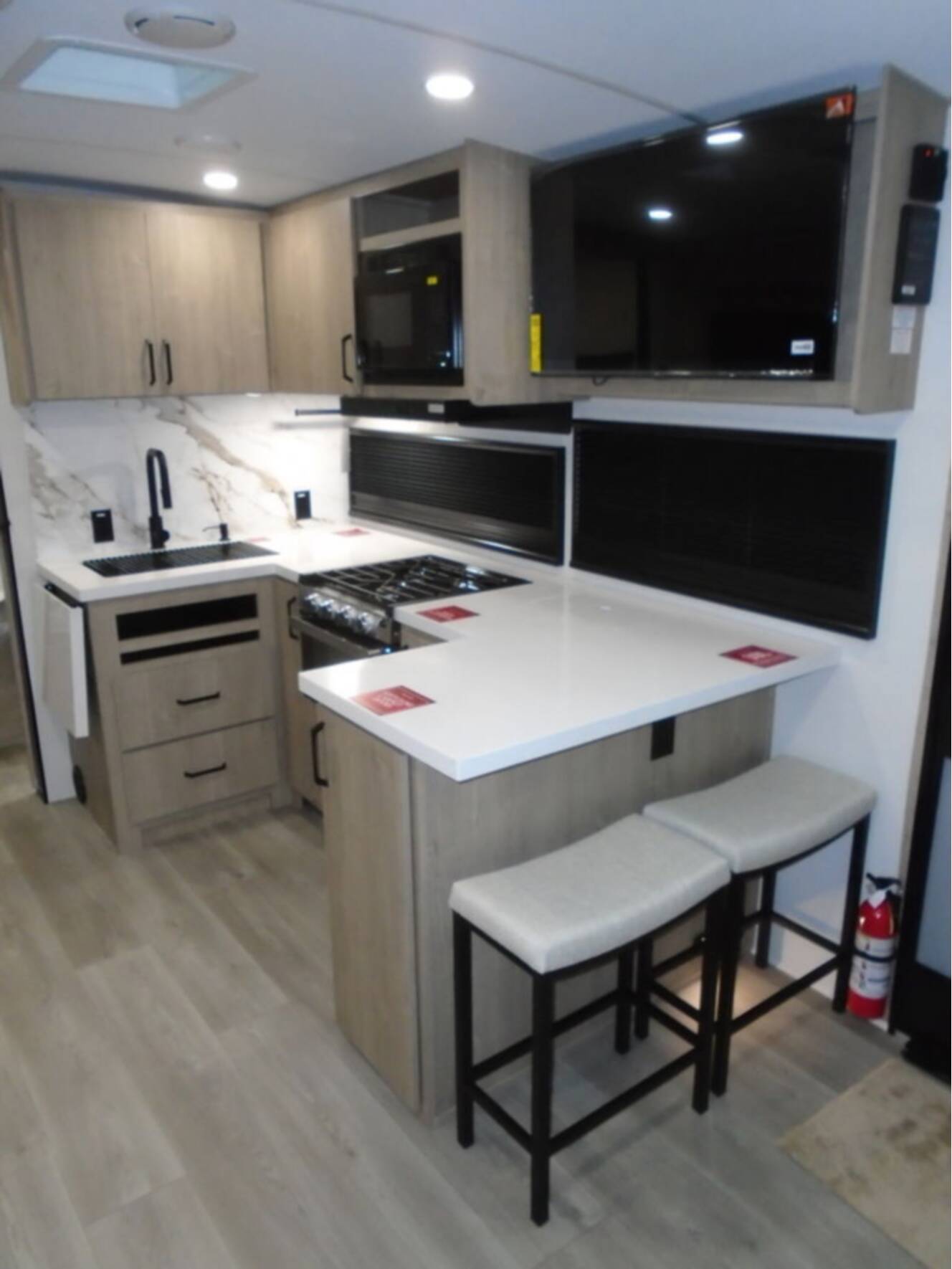 A photo of this 2026 Grand Design Imagine 2810BH