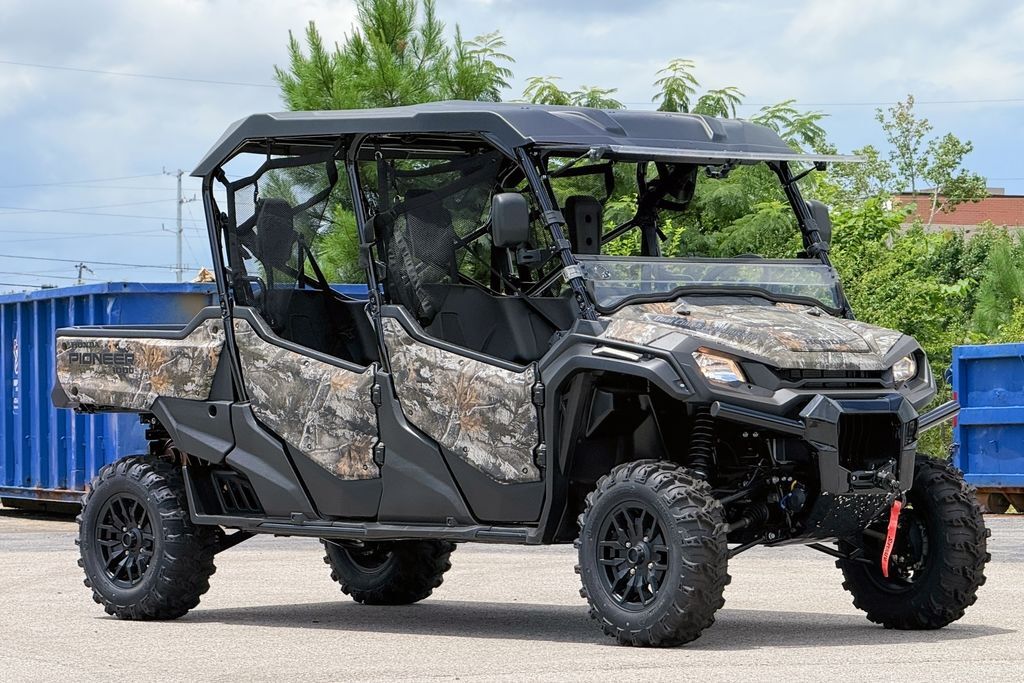 2025 Honda® Pioneer 1000-6 Deluxe Crew TrueTimber Atera Camo in east ridge TN