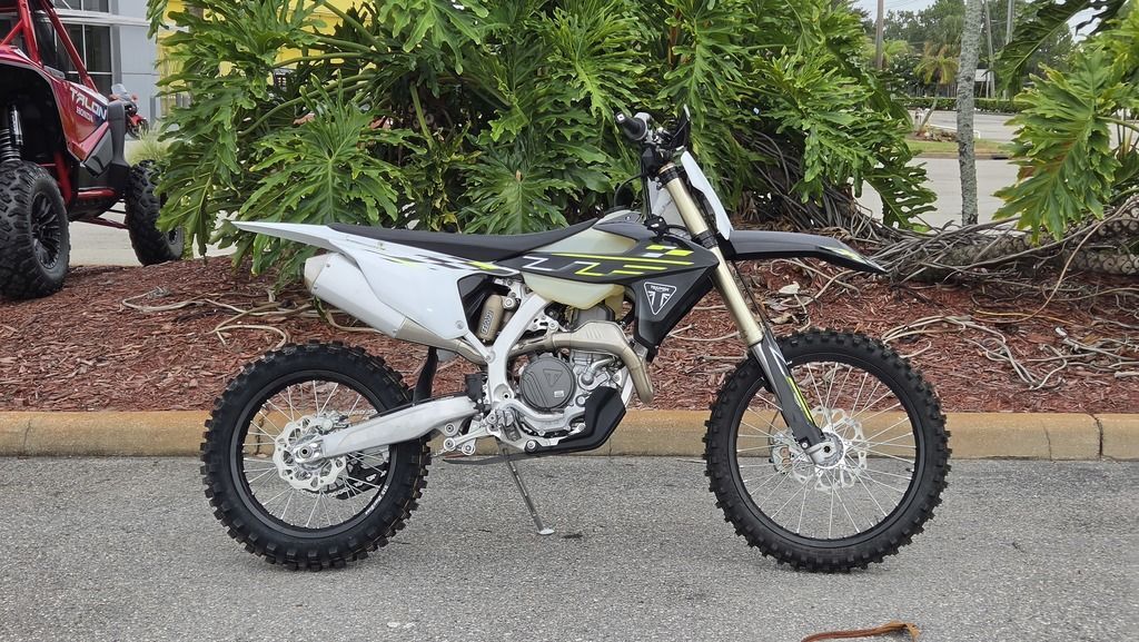 2026 Triumph TF 450-C Jet black/ Pure white 450-C in Lakeland, FL