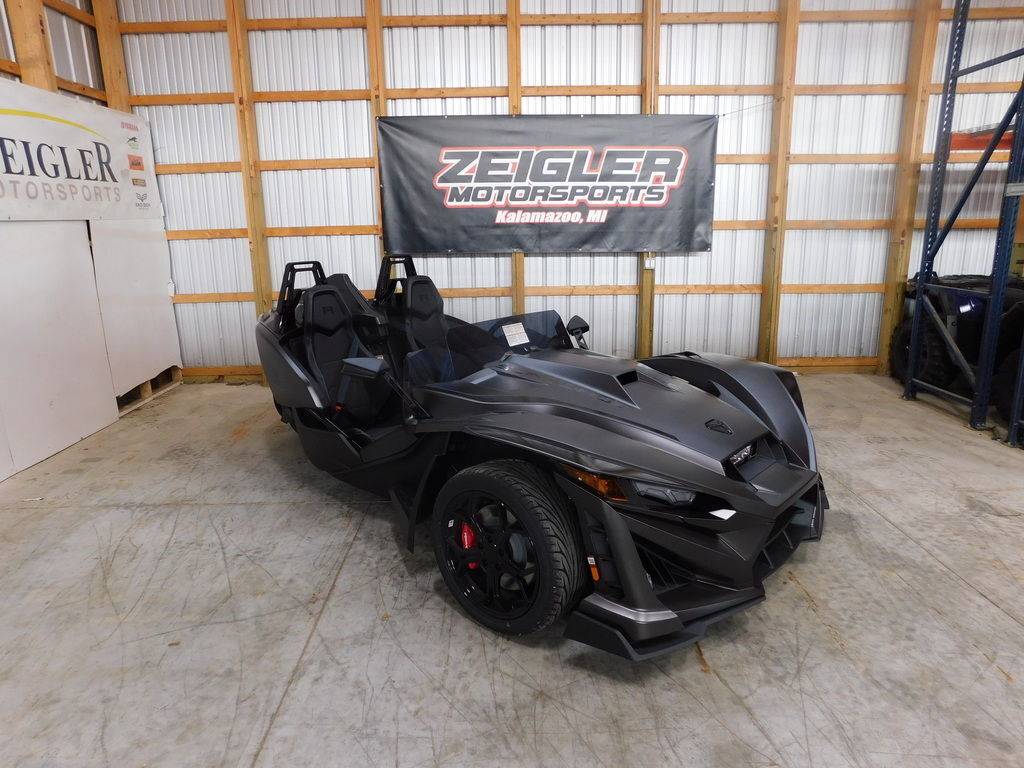 2026 Polaris Slingshot® R AutoDrive in Kalamazoo, MI