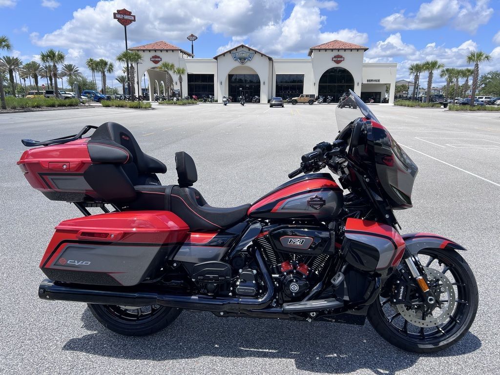 2026 Harley-Davidson® FLHXLSE - CVO Street Glide® Limited CVO LIMITED in St Augustine, FL