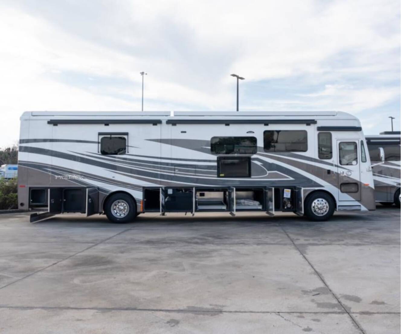 A photo of this 2026 Tiffin PHAETON 40IH
