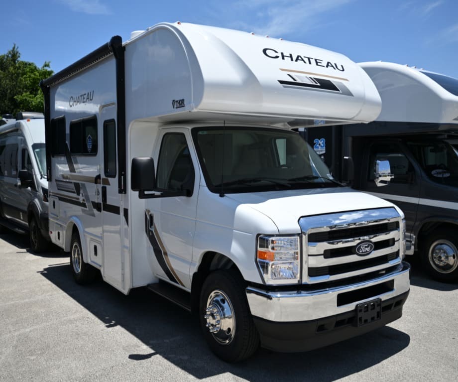 2027 Thor Motor Coach CHATEAU 19Z in port st. lucie FL
