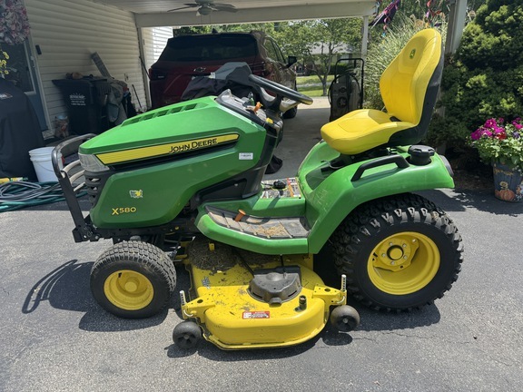 2020 John Deere X580 in Kinsman, OH