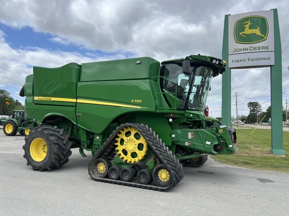 2023 John Deere S790 in Paragould, AR