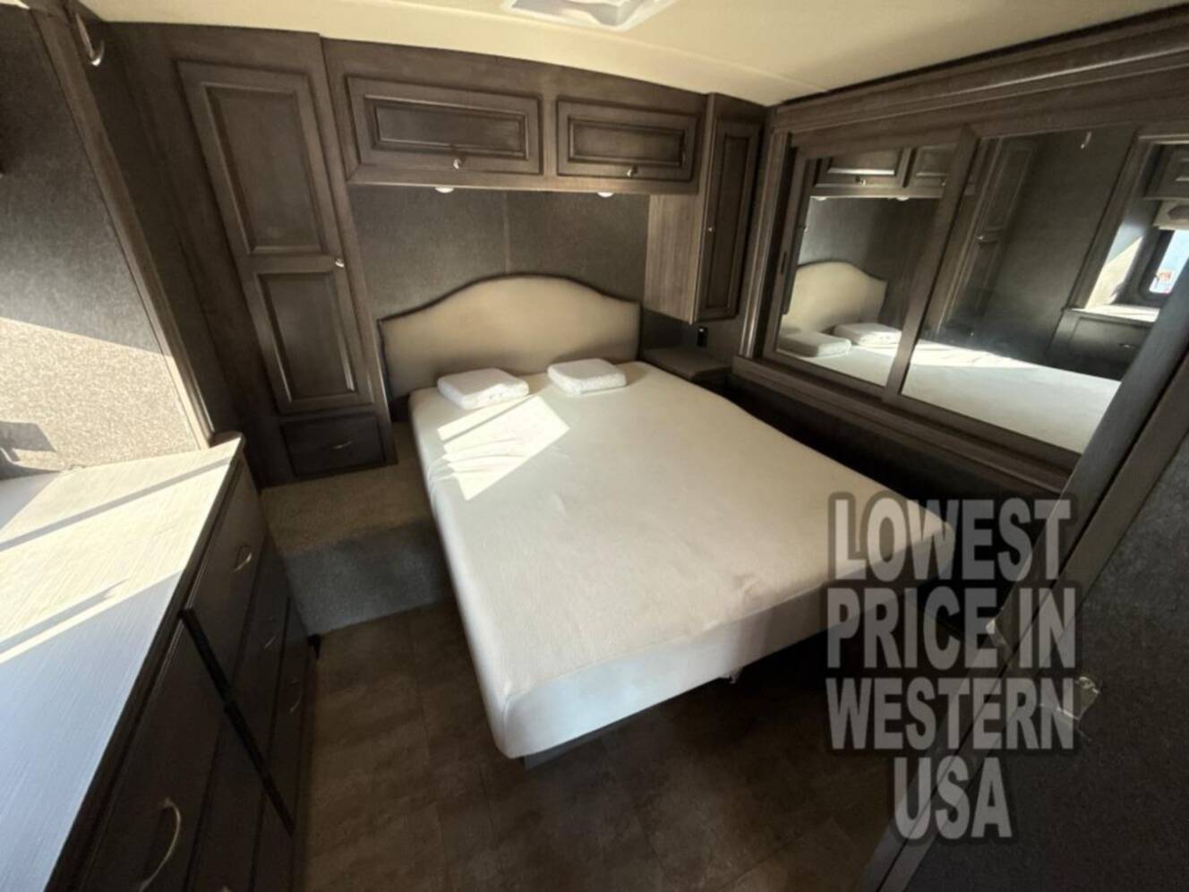 A photo of this 2018 Winnebago Vista LX 27N