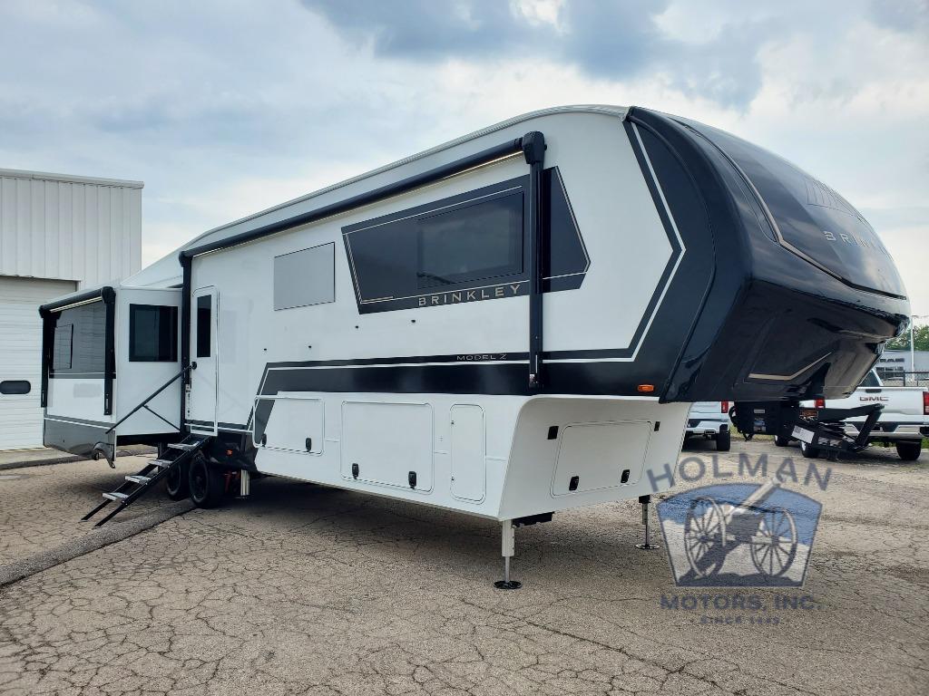 2027 Brinkley Model Z 3610 in batavia OH