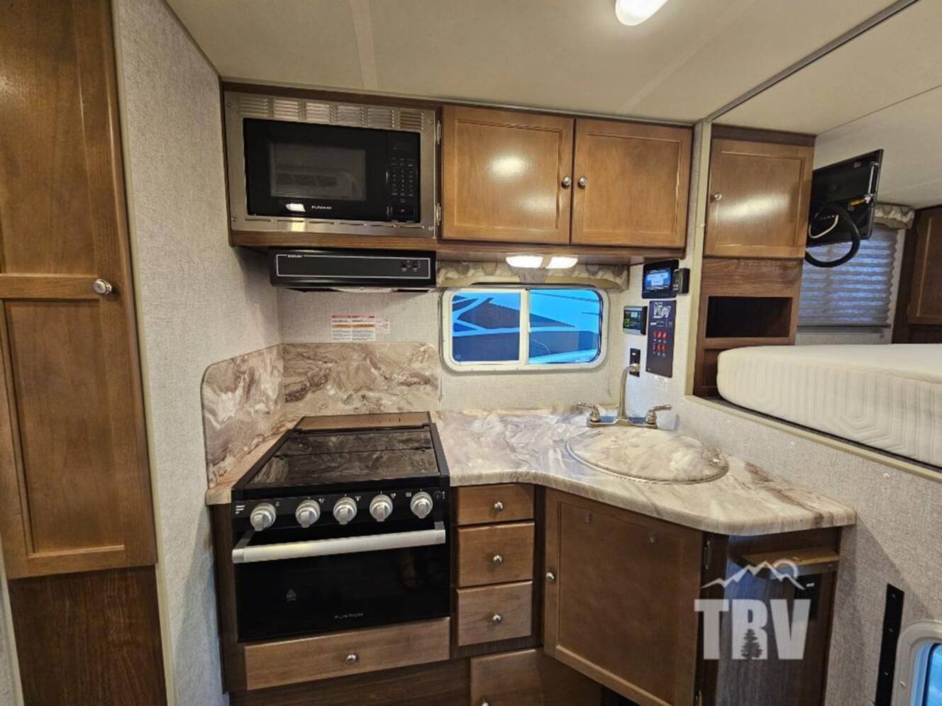 A photo of this 2022 Northwood Wolf Creek 850