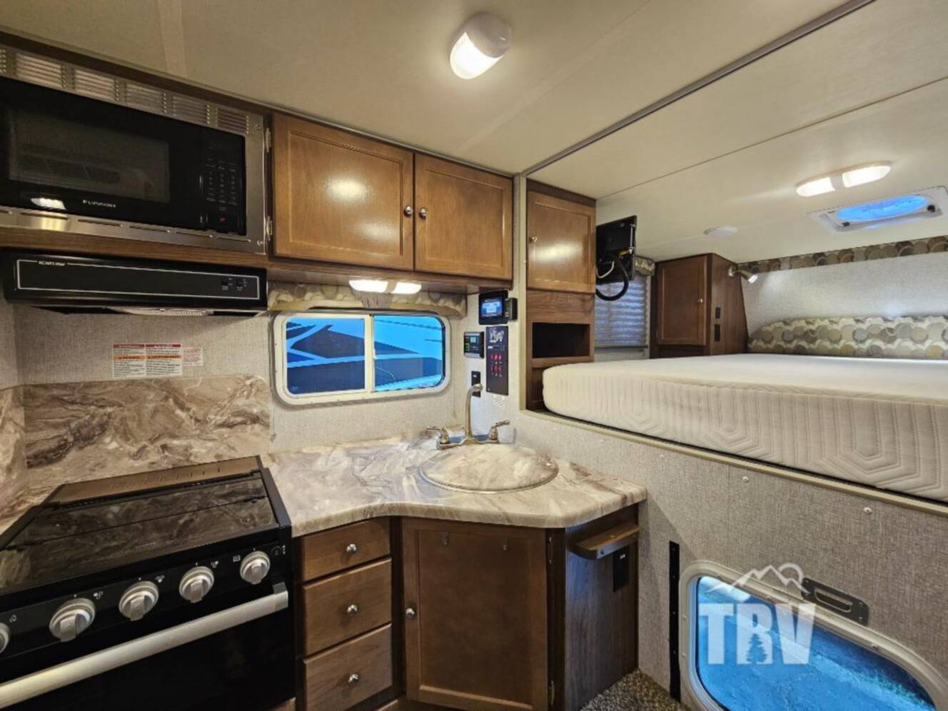 A photo of this 2022 Northwood Wolf Creek 850