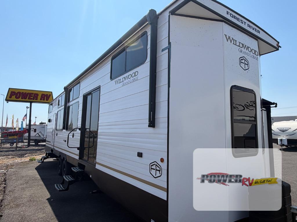 2027 Forest River Rv WILDWOOD GRAND LODGE 42 ICE RV
