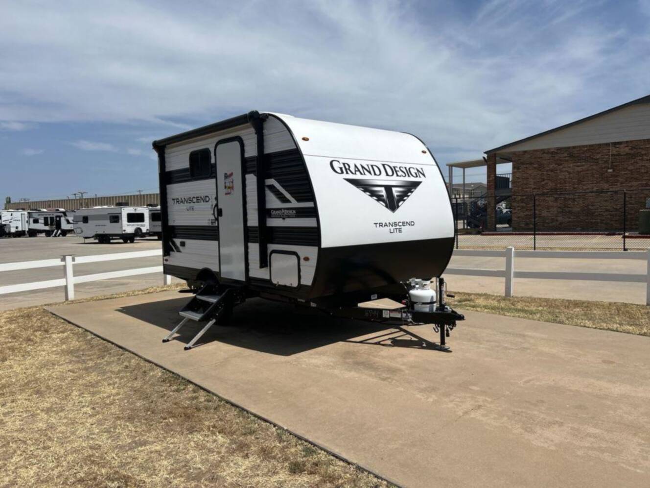 A photo of this 2027 Grand Design Transcend Lite 121RBL